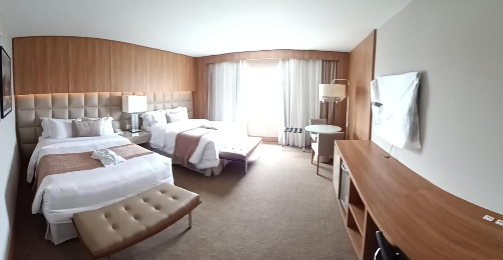 White Plaza Hotel Curitiba Bagian luar foto